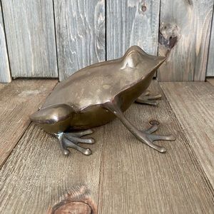Large Brass Garden Frog Paperweight Patina